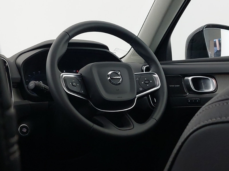 Used Volvo XC40 2024 for sale - 76506762: Photo 10