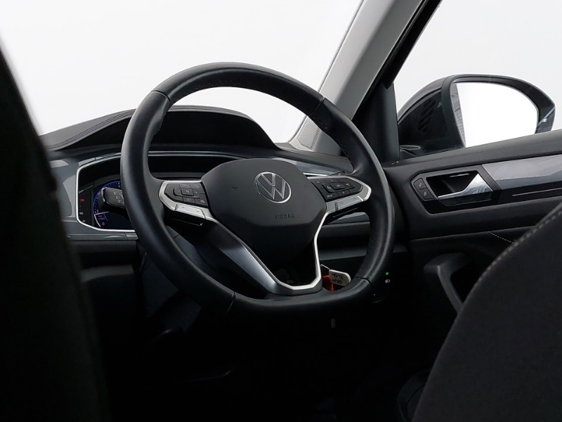 Used Volkswagen T-Roc 2023 for sale - 77623305: Photo 10