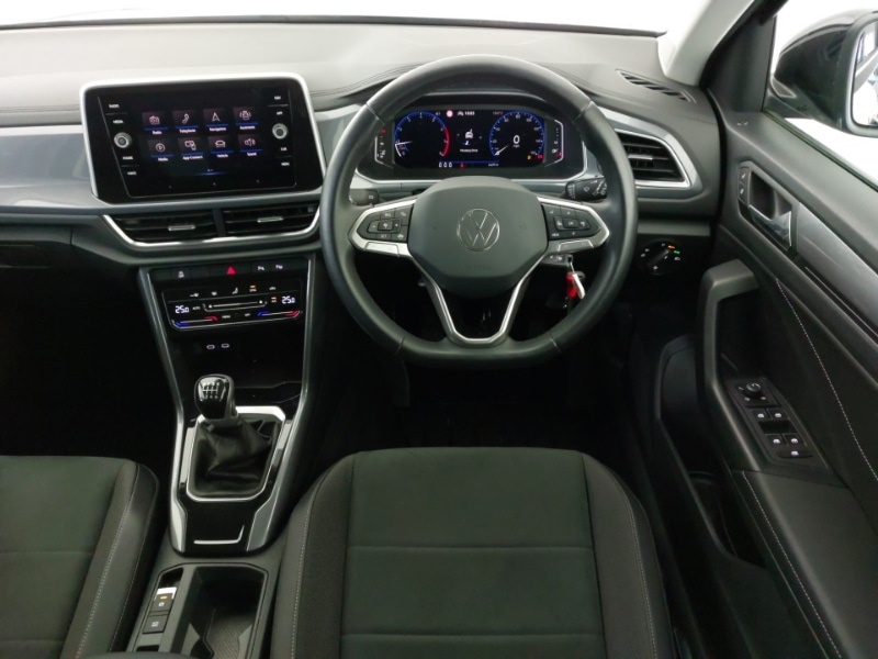 Used Volkswagen T-Roc 2023 for sale - 77623305: Photo 7