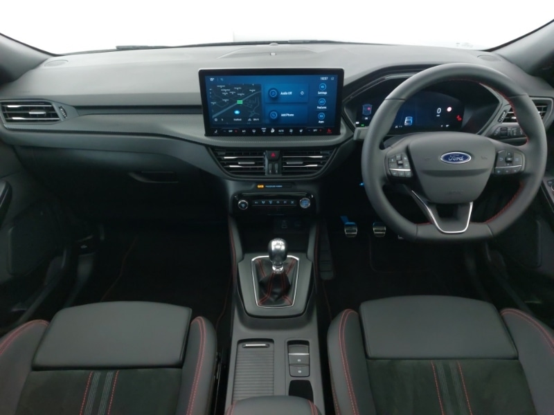 Used Ford Kuga 2025 for sale - 76365698: Photo 2