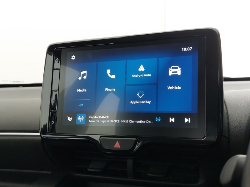 Used Toyota Yaris 2024 for sale - 77623275: Photo 17