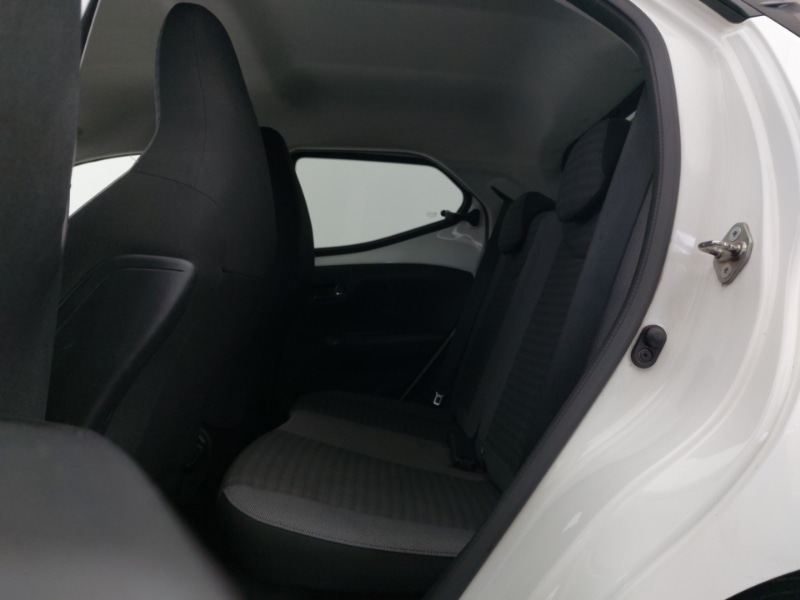 Used Toyota AYGO 2019 for sale - 76815932: Photo 6