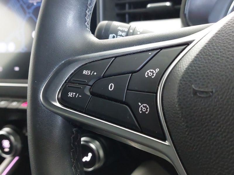 Used Renault Clio 2022 for sale - 76897584: Photo 14