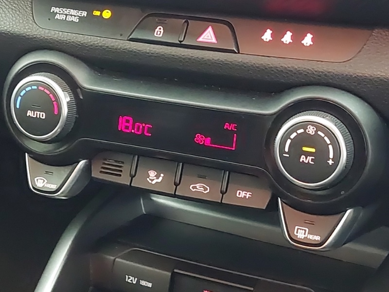 Used Kia Stonic 2021 for sale - 76343513: Photo 14