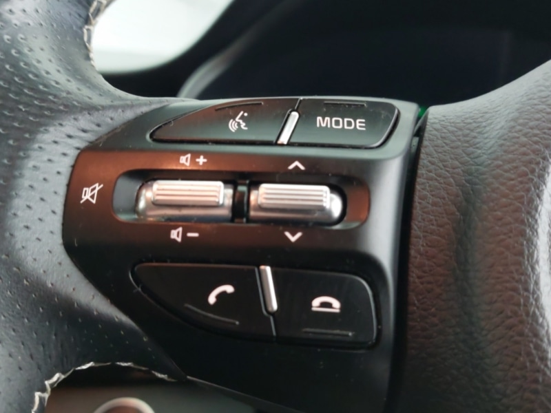 Used Kia Stonic 2021 for sale - 76343513: Photo 19