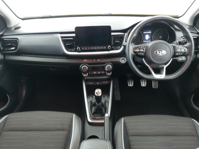 Used Kia Stonic 2021 for sale - 76343513: Photo 2