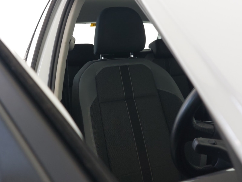 Used Volkswagen Polo 2018 for sale - 76987400: Photo 12