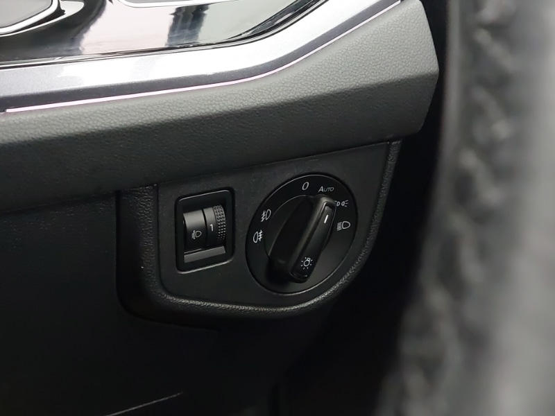 Used Volkswagen Polo 2018 for sale - 76987400: Photo 13