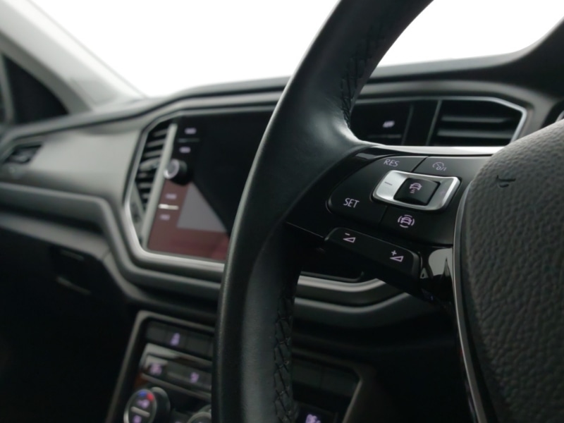 Used Volkswagen T-Roc 2019 for sale - 77333635: Photo 14