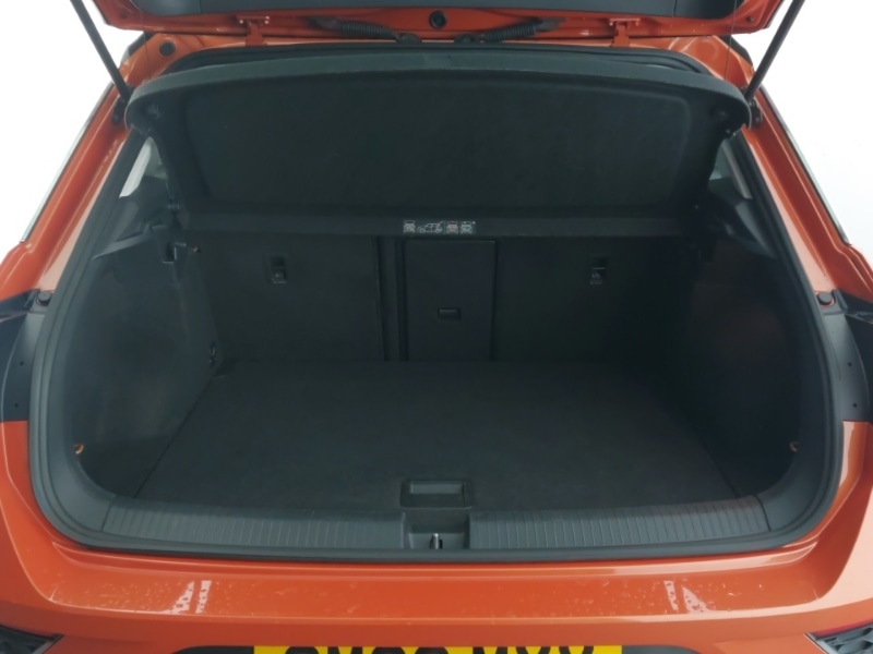 Used Volkswagen T-Roc 2019 for sale - 77333635: Photo 8