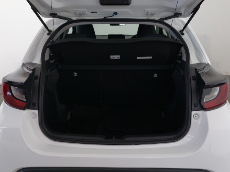 Used Toyota Yaris 2022 for sale - 76860234: Photo 8