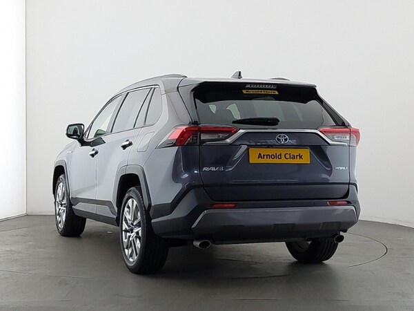 Used Toyota RAV4 2021 for sale - 76058871: Photo 3