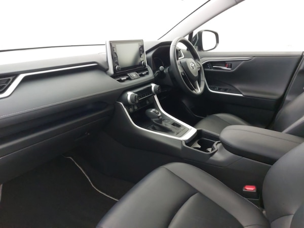 Used Toyota RAV4 2021 for sale - 76058871: Photo 5