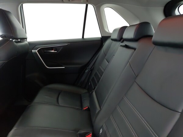 Used Toyota RAV4 2021 for sale - 76058871: Photo 6