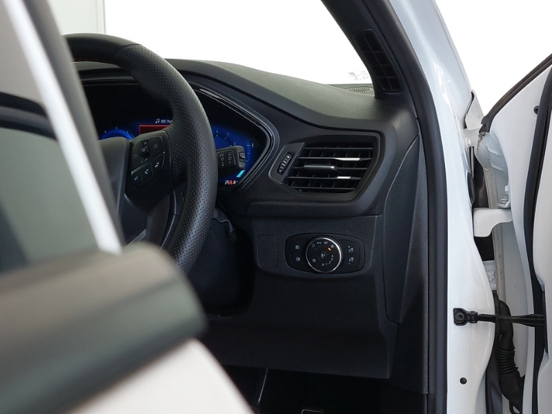 Used Ford Focus 2023 for sale - 77999684: Photo 13