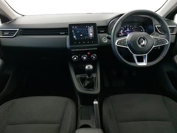 Used Renault Clio 2023 for sale - 78342493: Photo