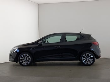 Used Renault Clio 2023 for sale - 78342493: Photo