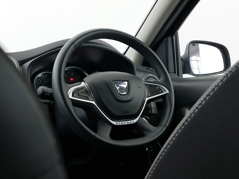 Used Dacia Sandero Stepway 2019 for sale - 77623323: Photo 10