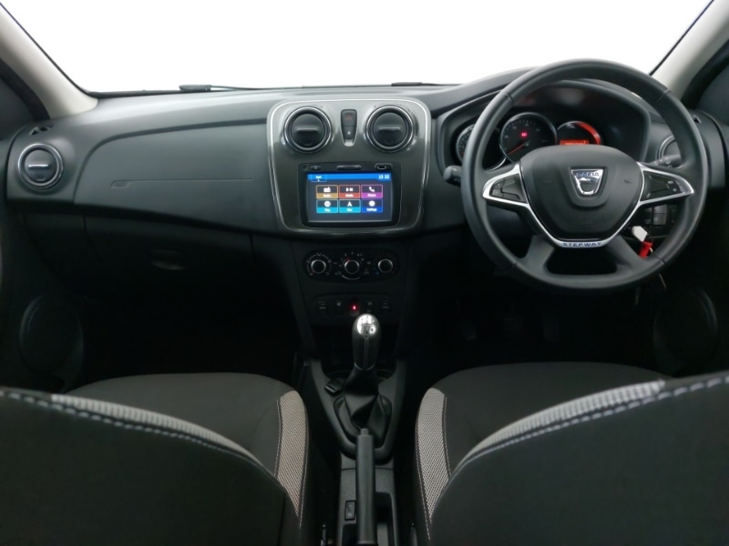 Used Dacia Sandero Stepway 2019 for sale - 77623323: Photo 2