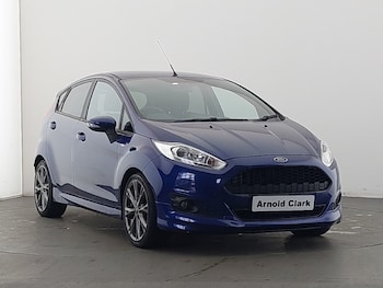 Used Ford Fiesta 2016 for sale - 76502217: Photo