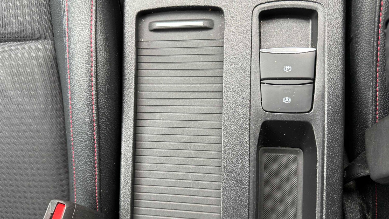 Used Ford Focus for sale - 77861818: Photo 18