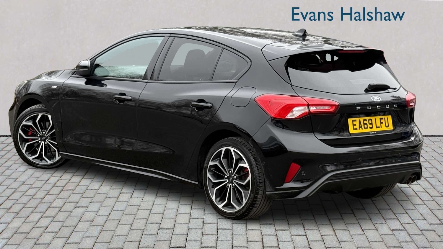 Used Ford Focus for sale - 77861818: Photo 2