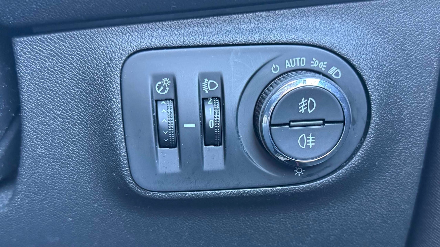 Used Vauxhall Corsa 2018 for sale - 77979528: Photo 18