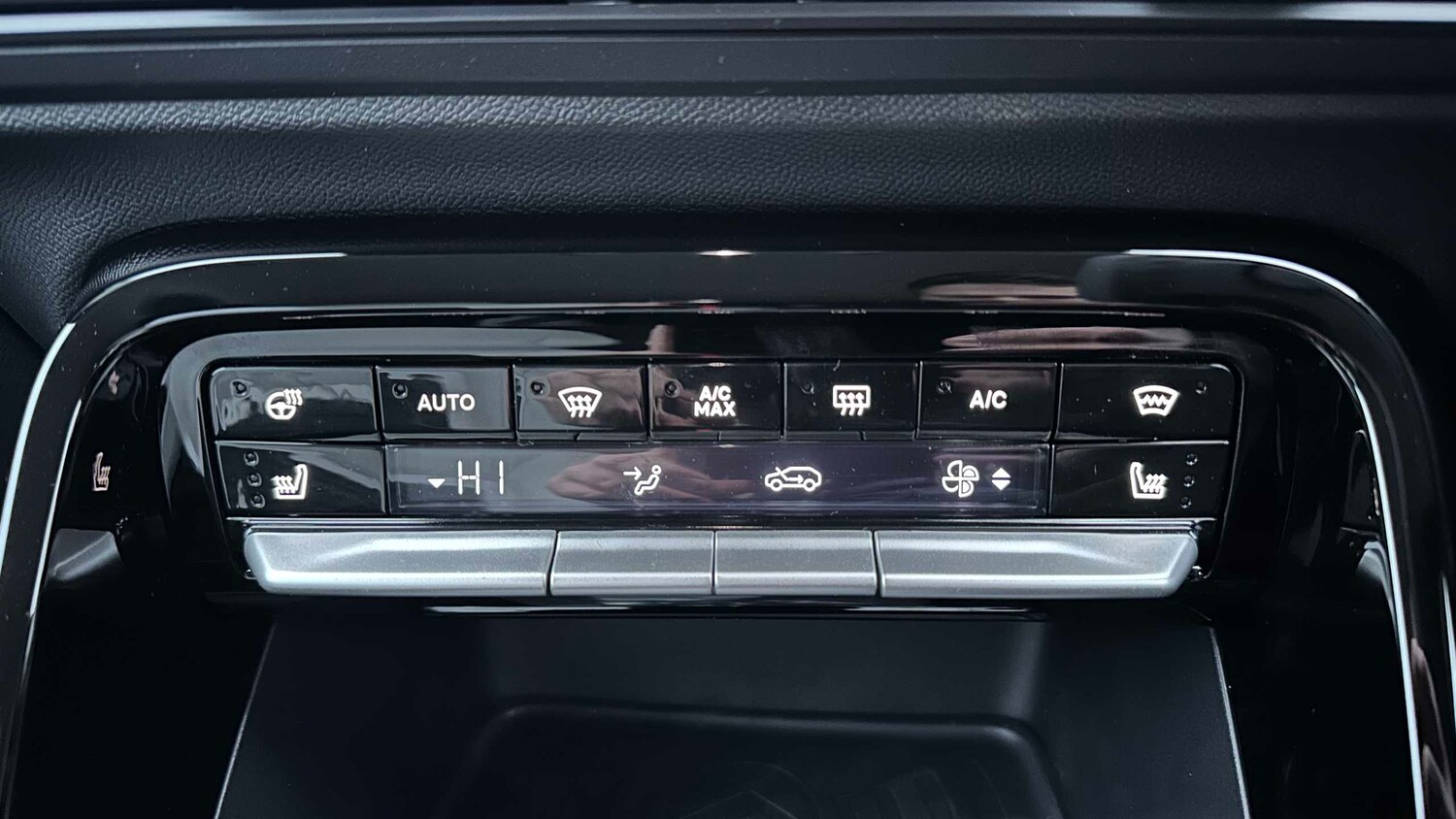 Used Citroen C3 Aircross for sale - 77859415: Photo 14