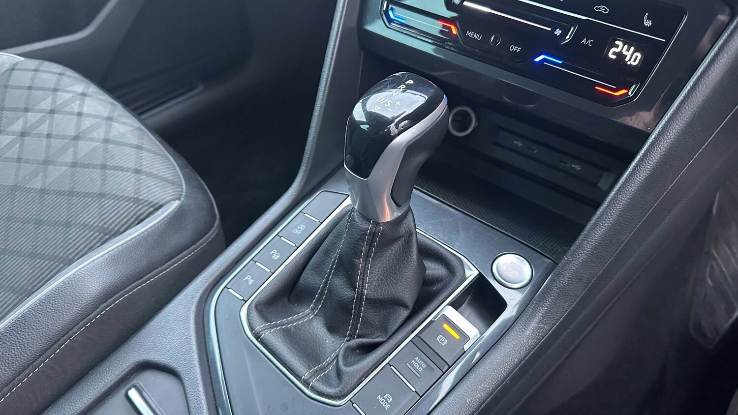 Used Volkswagen Tiguan for sale - 77857645: Photo 15