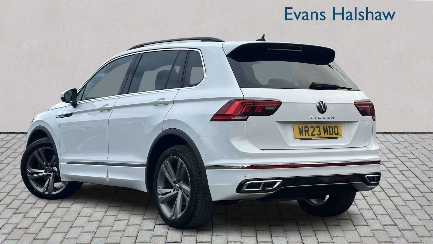 Used Volkswagen Tiguan for sale - 77857645: Photo 2