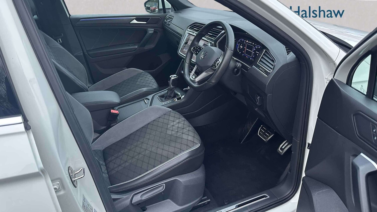 Used Volkswagen Tiguan for sale - 77857645: Photo 8