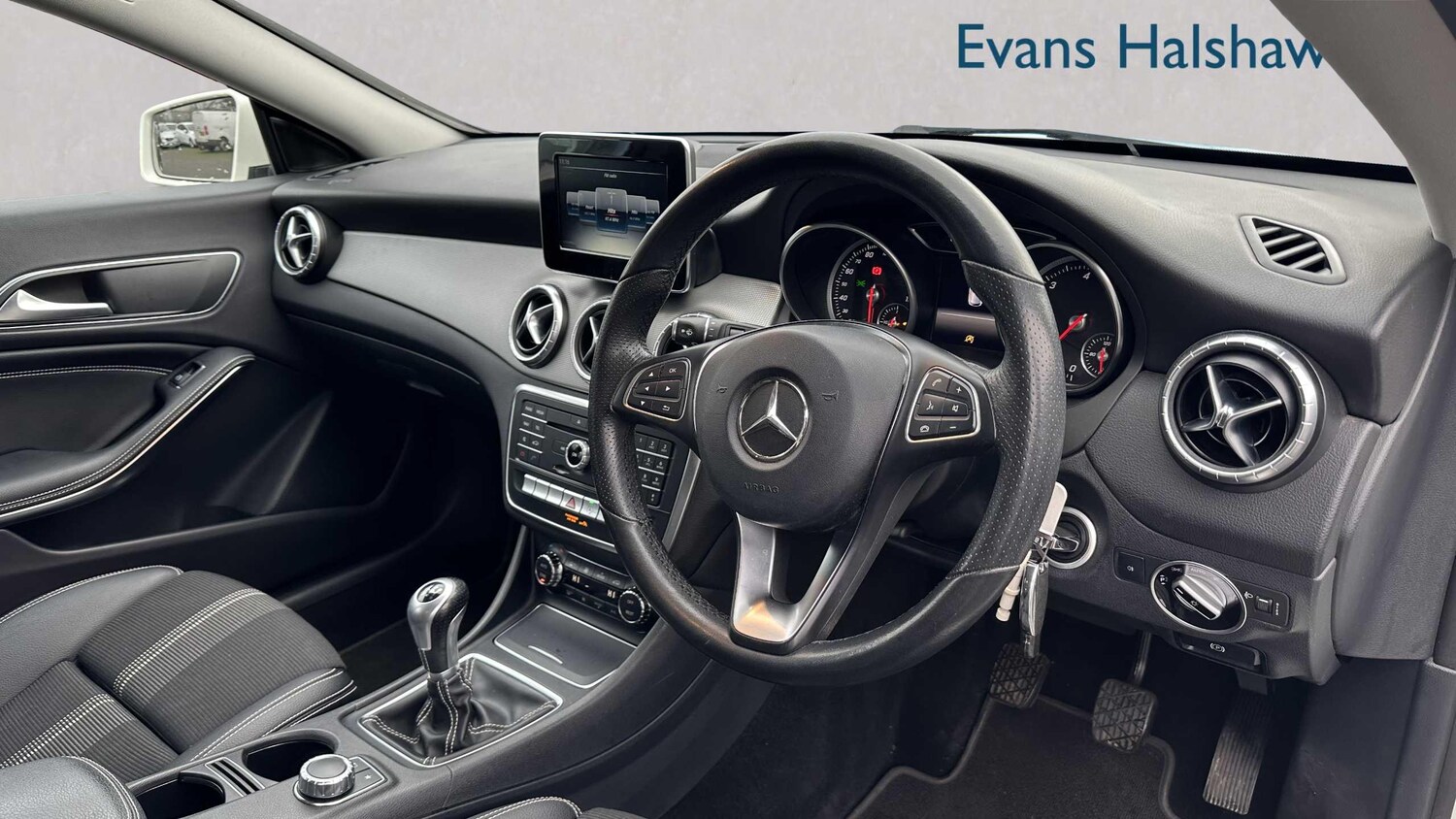 Used Mercedes-Benz CLA for sale - 77859718: Photo 9