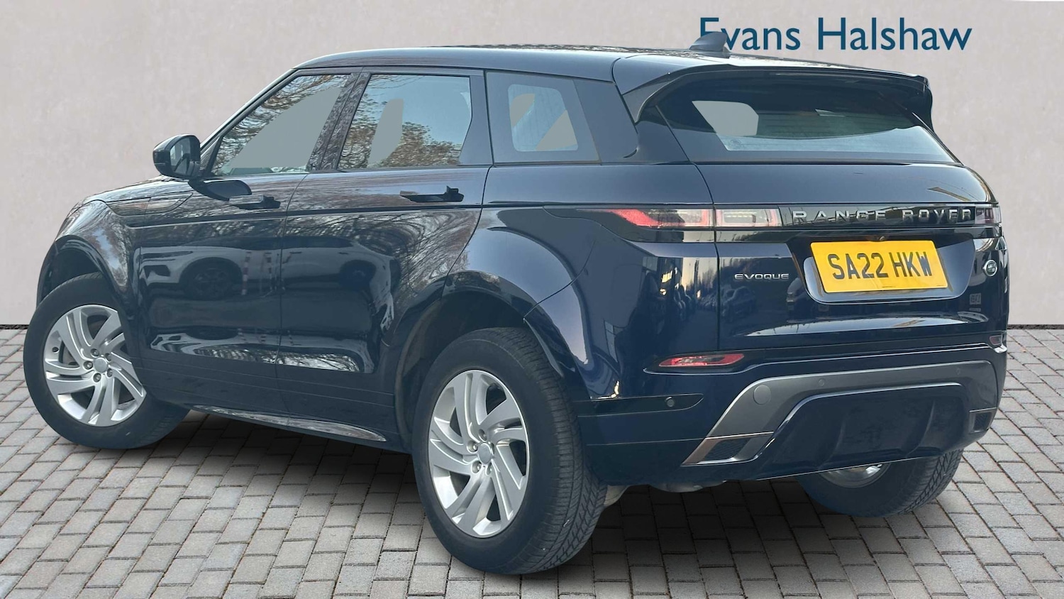 Used Land Rover Range Rover Evoque 2022 for sale - 77858304: Photo 2
