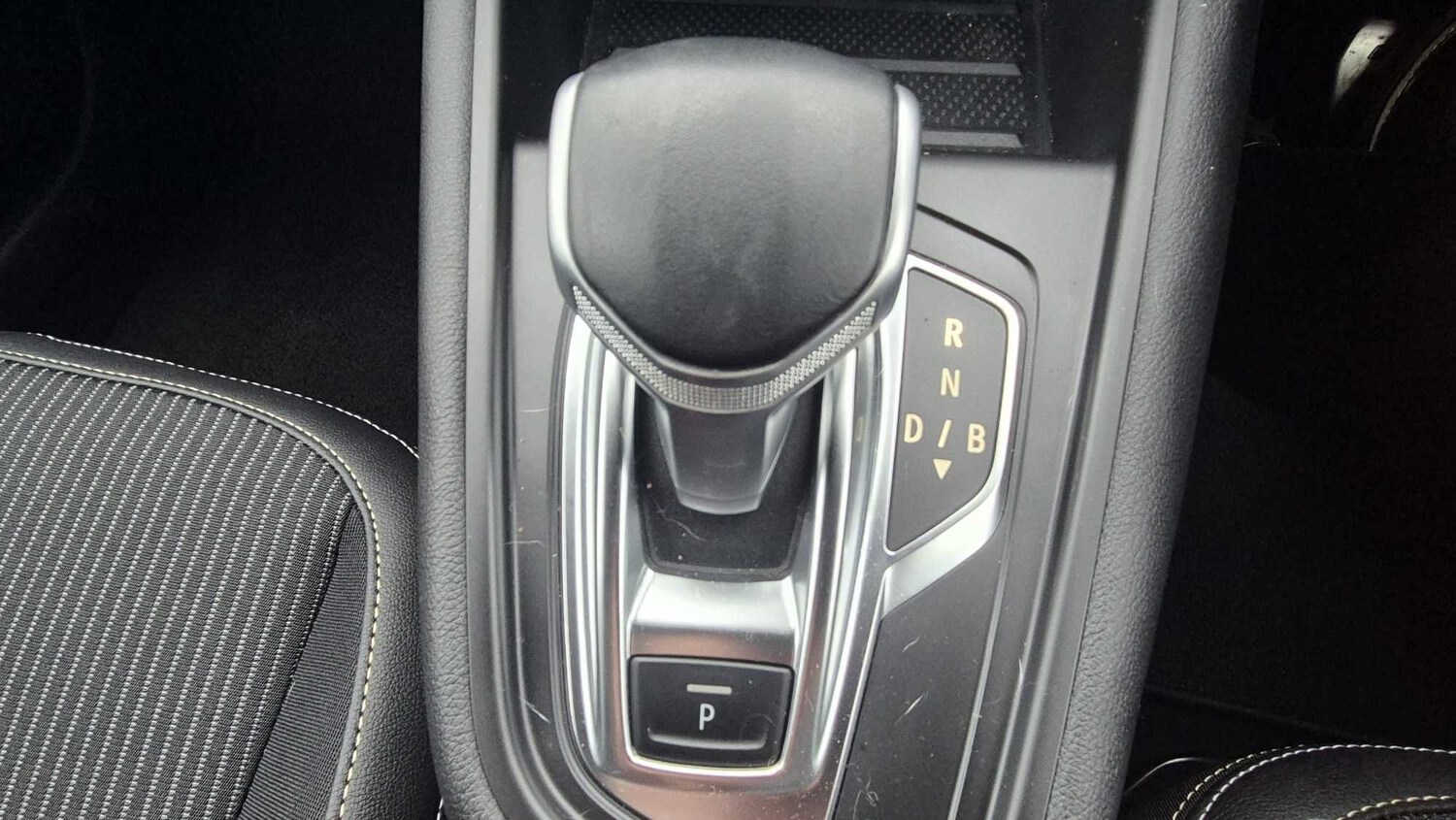 Used Renault Captur for sale - 78052363: Photo 13