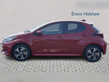 Used Toyota Yaris 2024 for sale - 79051923: Photo