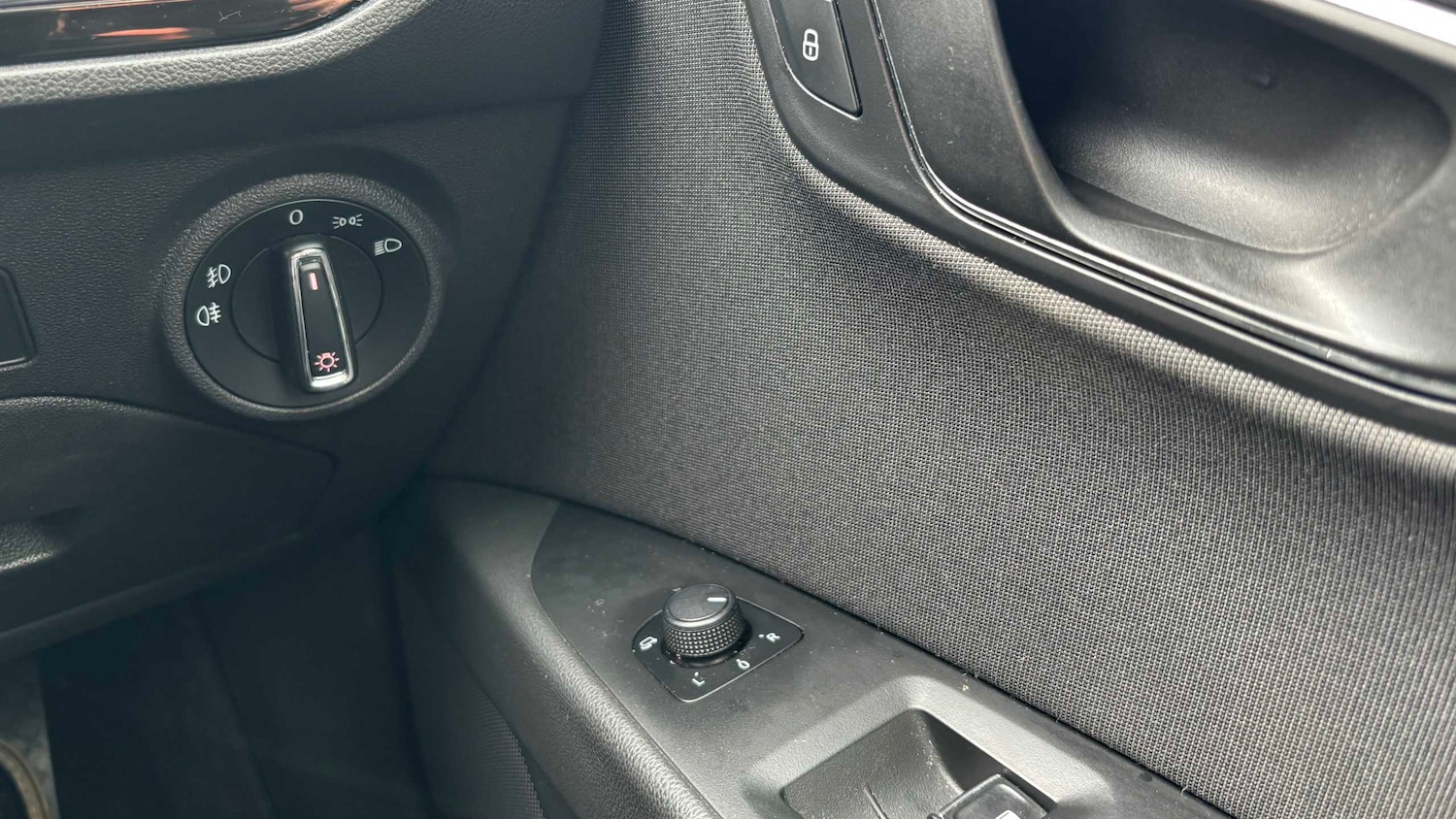 Used SEAT Leon 2017 for sale - 77979604: Photo 17