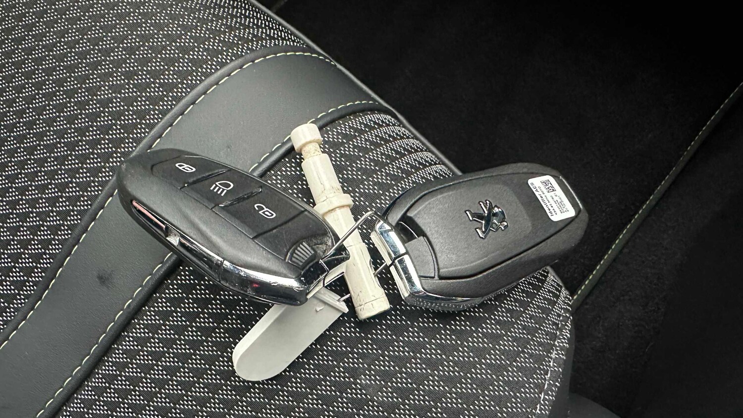 Used Peugeot 2008 for sale - 77861054: Photo 15