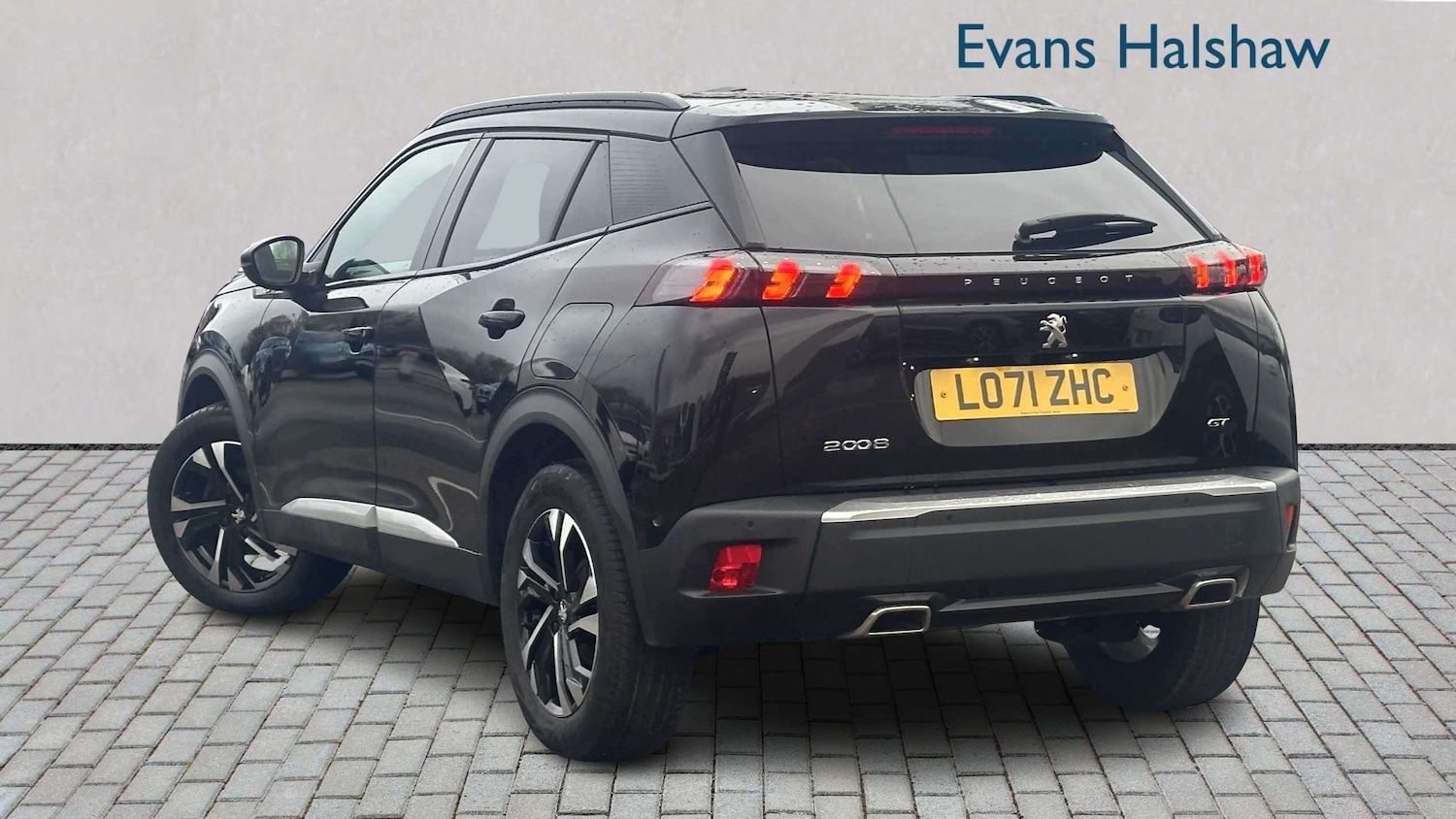 Used Peugeot 2008 for sale - 77861054: Photo 2