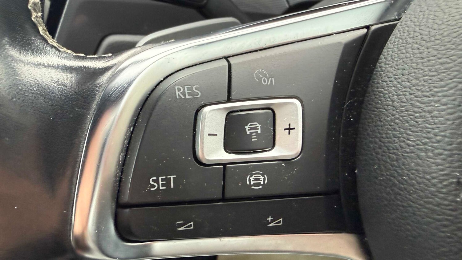 Used Volkswagen Touran for sale - 77860244: Photo 13