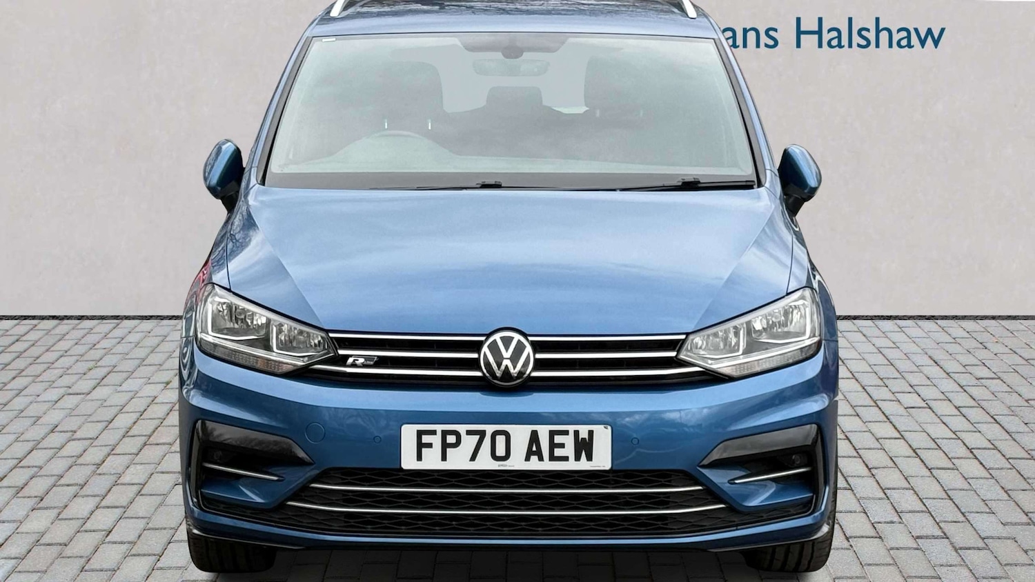 Used Volkswagen Touran for sale - 77860244: Photo 3