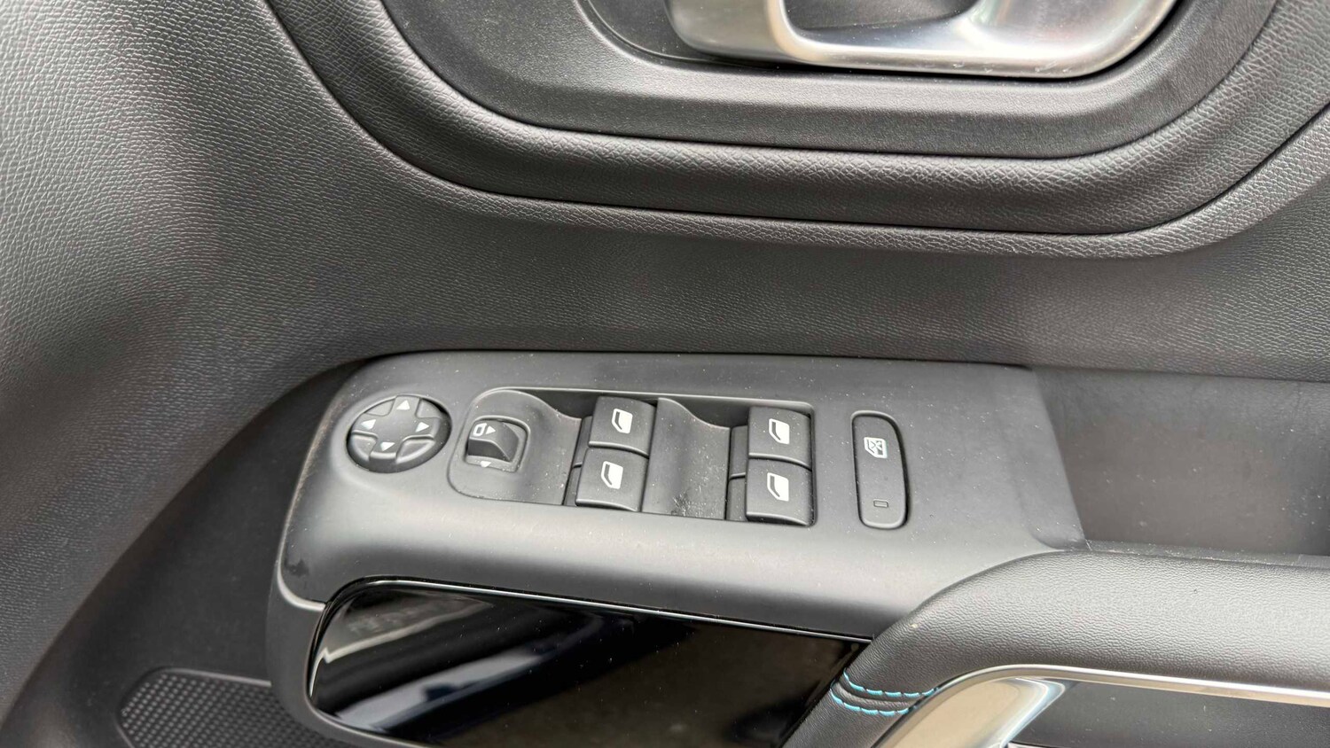 Used Citroen C5 Aircross 2023 for sale - 77856401: Photo 19