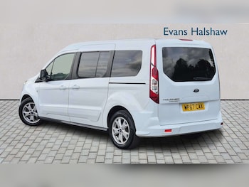 Used Ford Grand Tourneo Connect 2017 for sale - 78639202: Photo