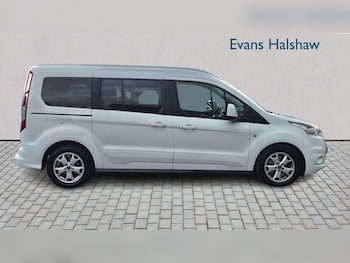 Used Ford Grand Tourneo Connect 2017 for sale - 78639202: Photo