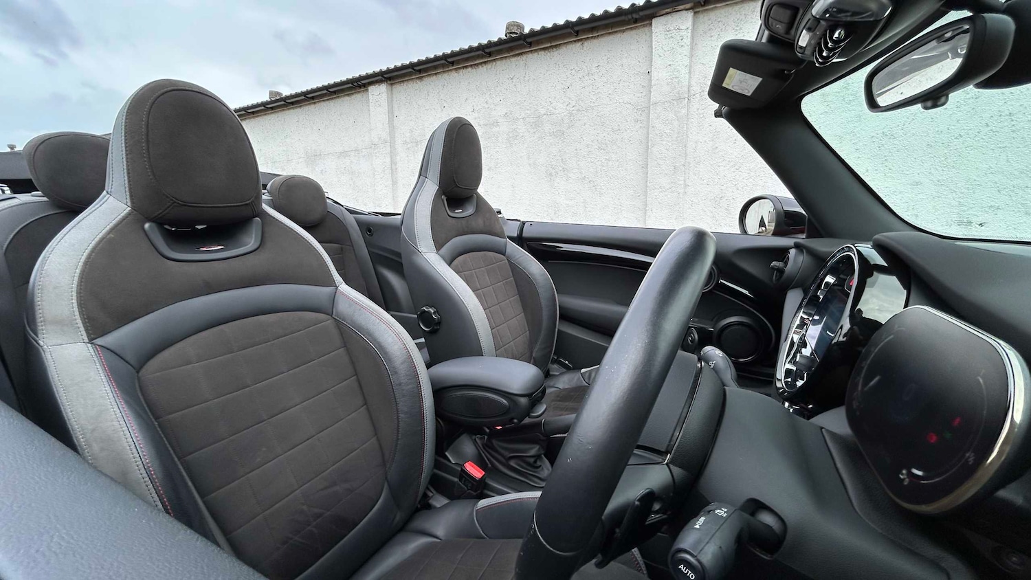 Used MINI Convertible 2022 for sale - 77942848: Photo 13