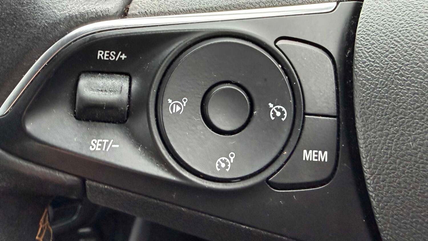 Used Vauxhall Crossland X for sale - 77859414: Photo 17