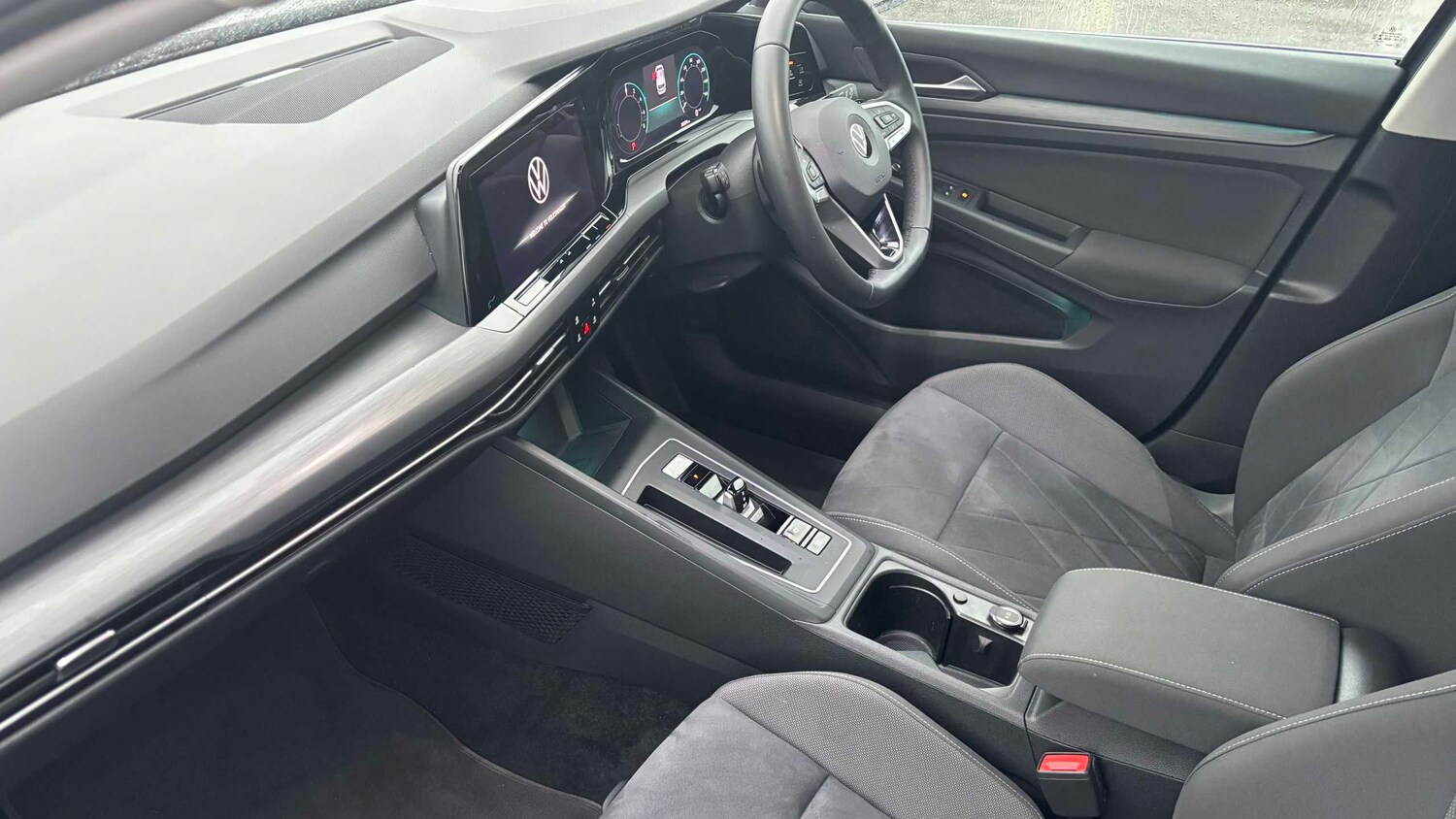 Used Volkswagen Golf 2021 for sale - 77886093: Photo 9