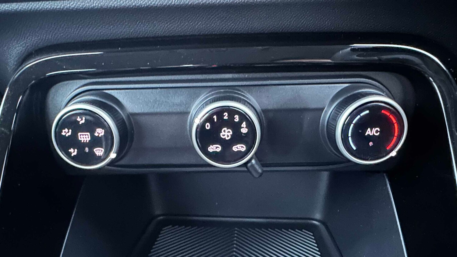 Used Citroen C3 for sale - 77860895: Photo 17