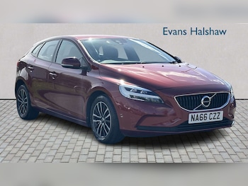 Used Volvo V40 2016 for sale - 78831773: Photo