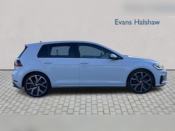 Used Volkswagen Golf 2019 for sale - 77857053: Photo