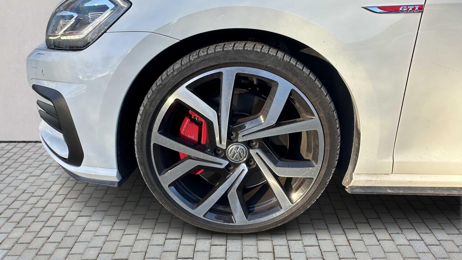 Used Volkswagen Golf 2019 for sale - 77857053: Photo 6